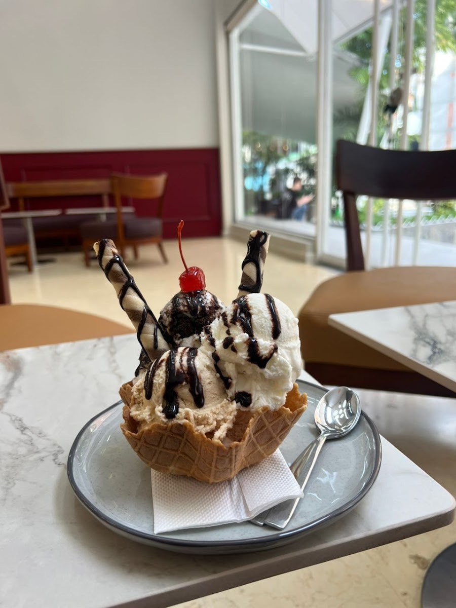 4D Next Las Mercedes Photos 2